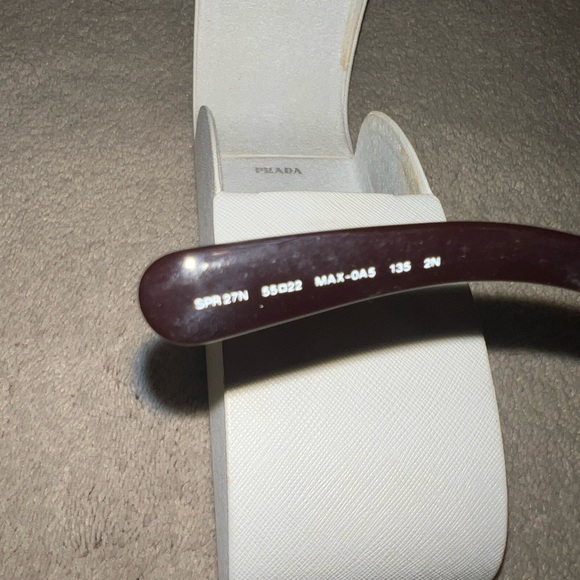 Prada Baroque sunglasses maroon burgundy color - Picture 5 of 6